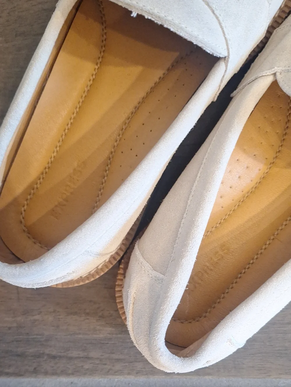 Express Mens Genuine Suede Loafers Classic Preppy Office Size 9 Stone Beige